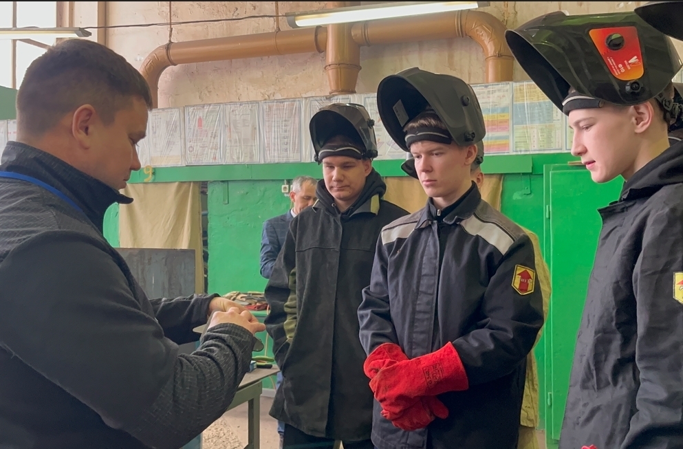 Благовещенские сварщики поборолись за звание лучшего