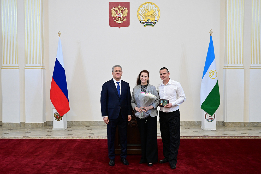 Радий Хабиров поздравил жителей Башкортостана с предстоящим Днём матери