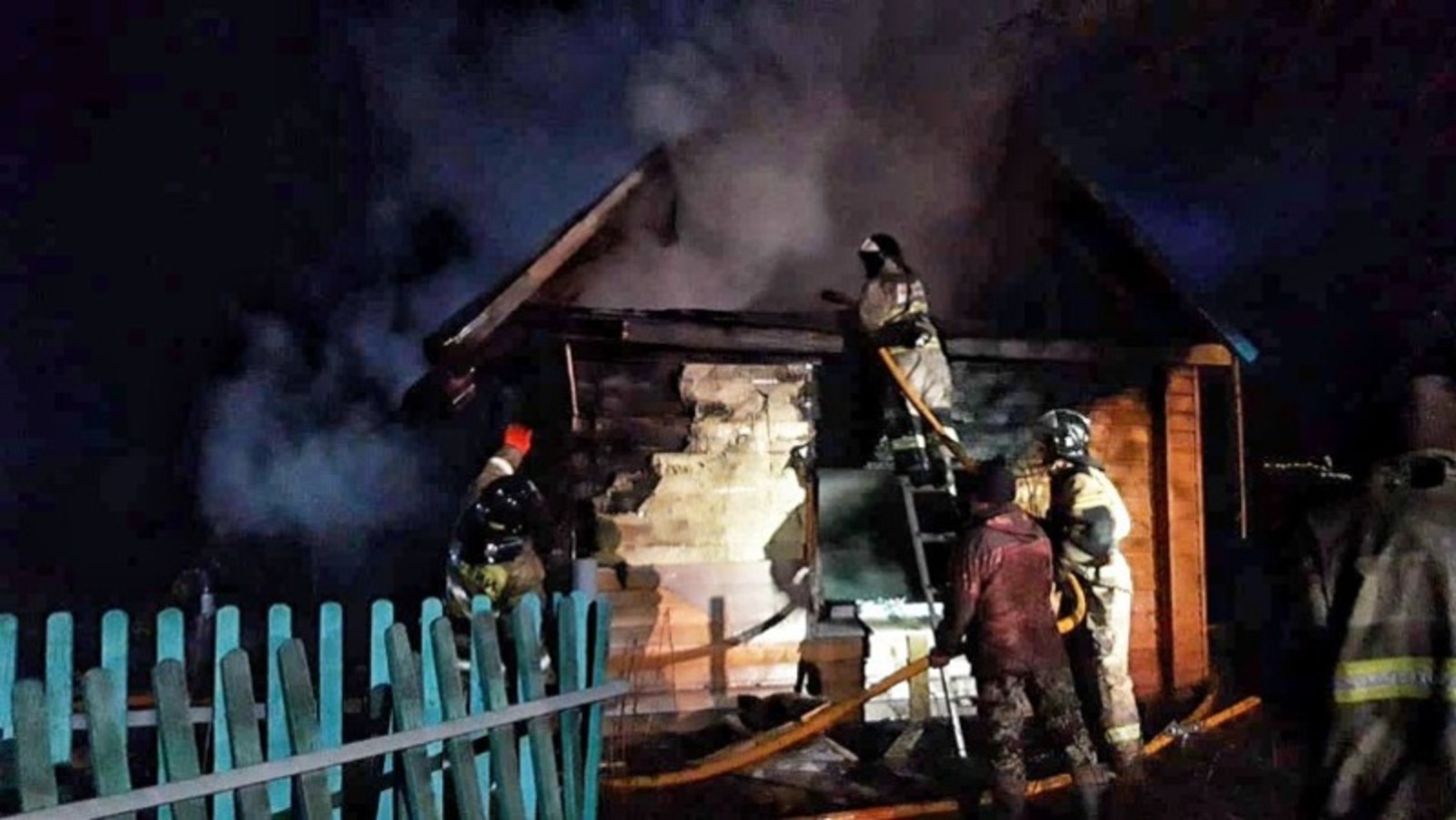 При пожаре в Благовещенском районе Башкирии погибли два человека