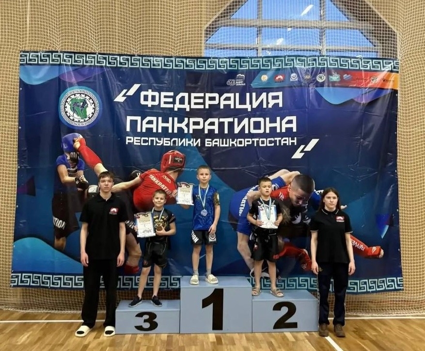 В классическом панкратионе и благовещенцы лучшие