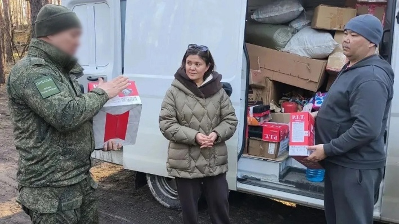 издательский дом «Республика Башкортостан»  Журналисты из Башкирии отвезли на передовую гуманитарный груз