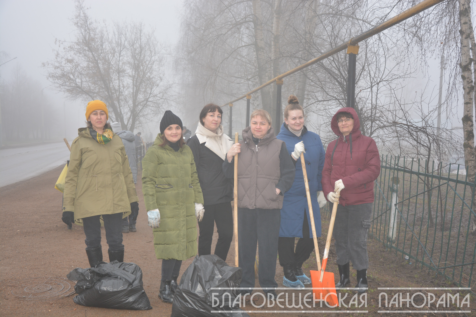 В Благовещенском районе прошёл первый субботник