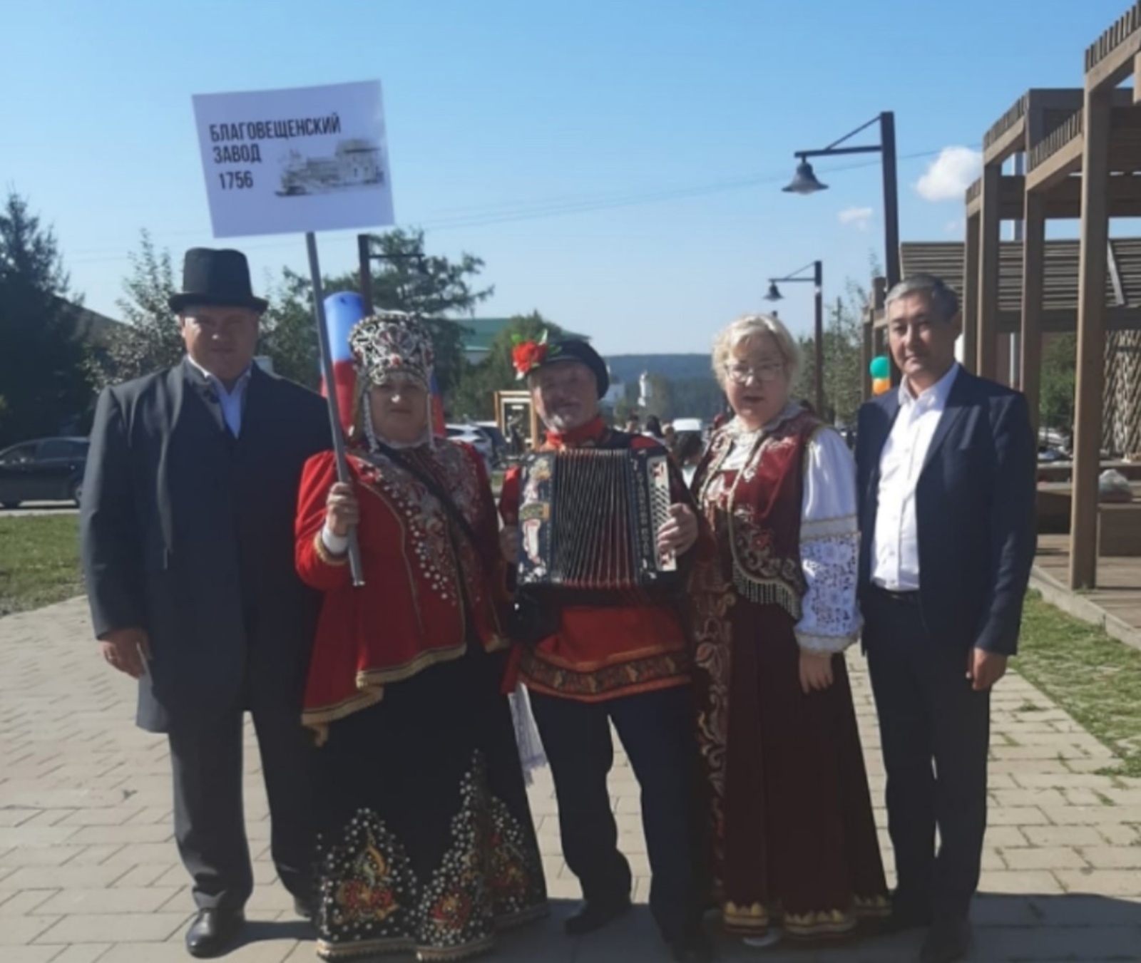 Благовещенск в ожидании фестиваля "Фолк-завод"