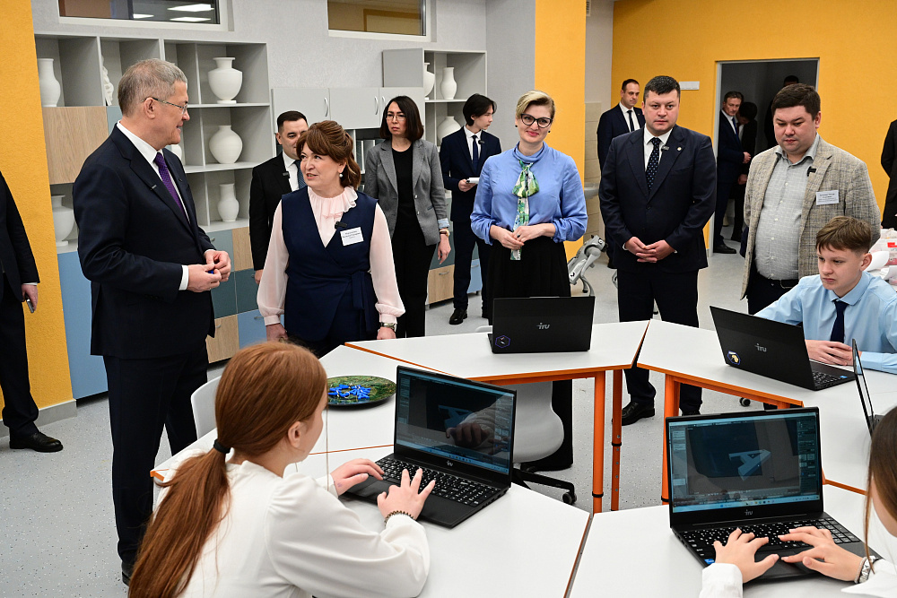 В Уфе начала работу самая большая школа в Приволжском федеральном округе