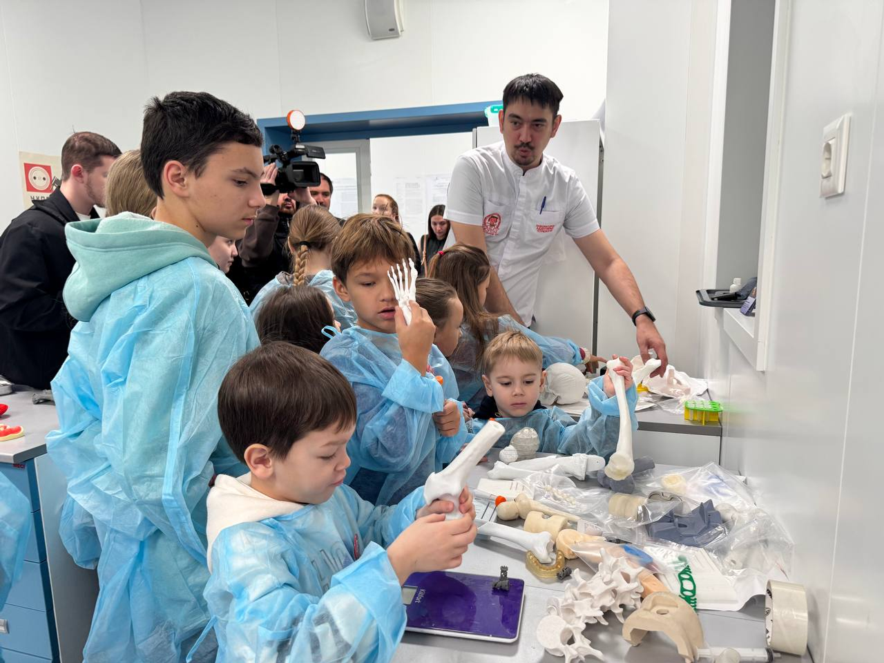 В День российской науки школьникам показали прорывные разработки  кампуса