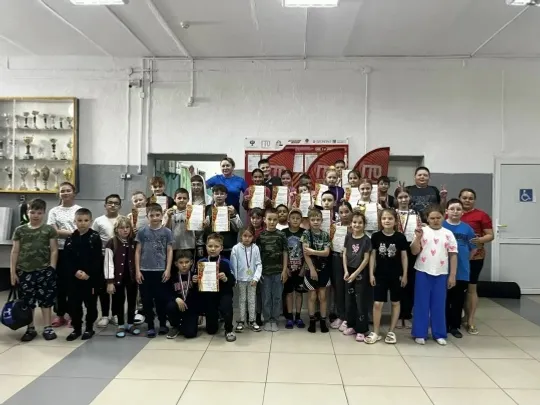 В Благовещенске наградили победителей первенства по плаванию