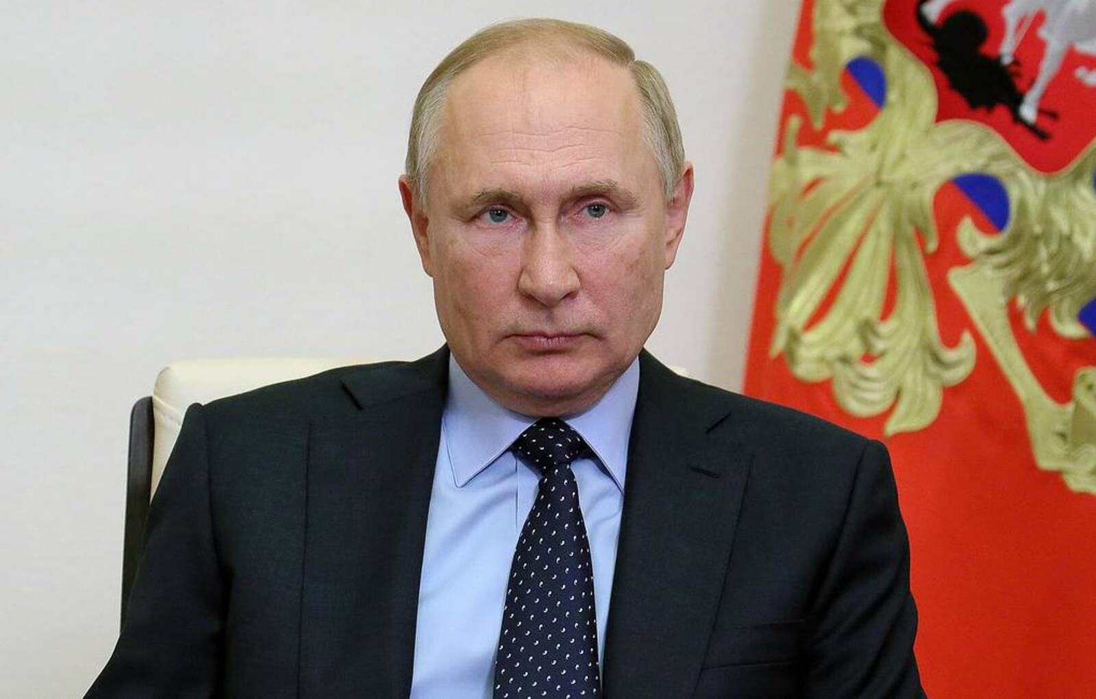 Путин поручил рассмотреть увеличение кешбэка туристам за поездки в ДФО до 40 тыс. рублей