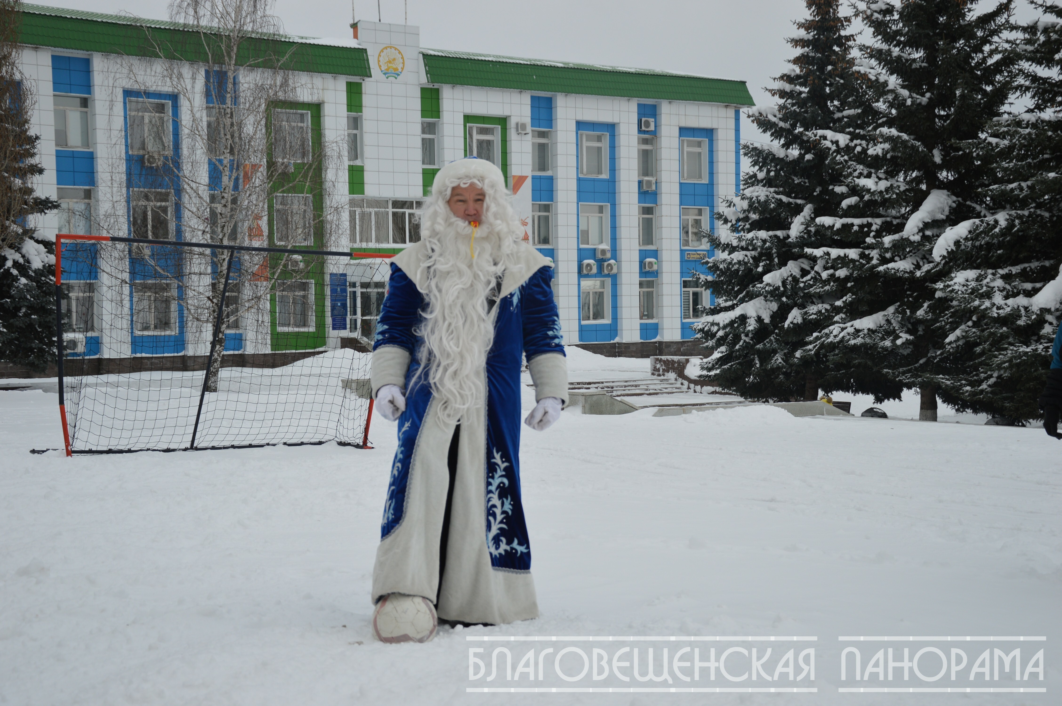 Футбол на снегу