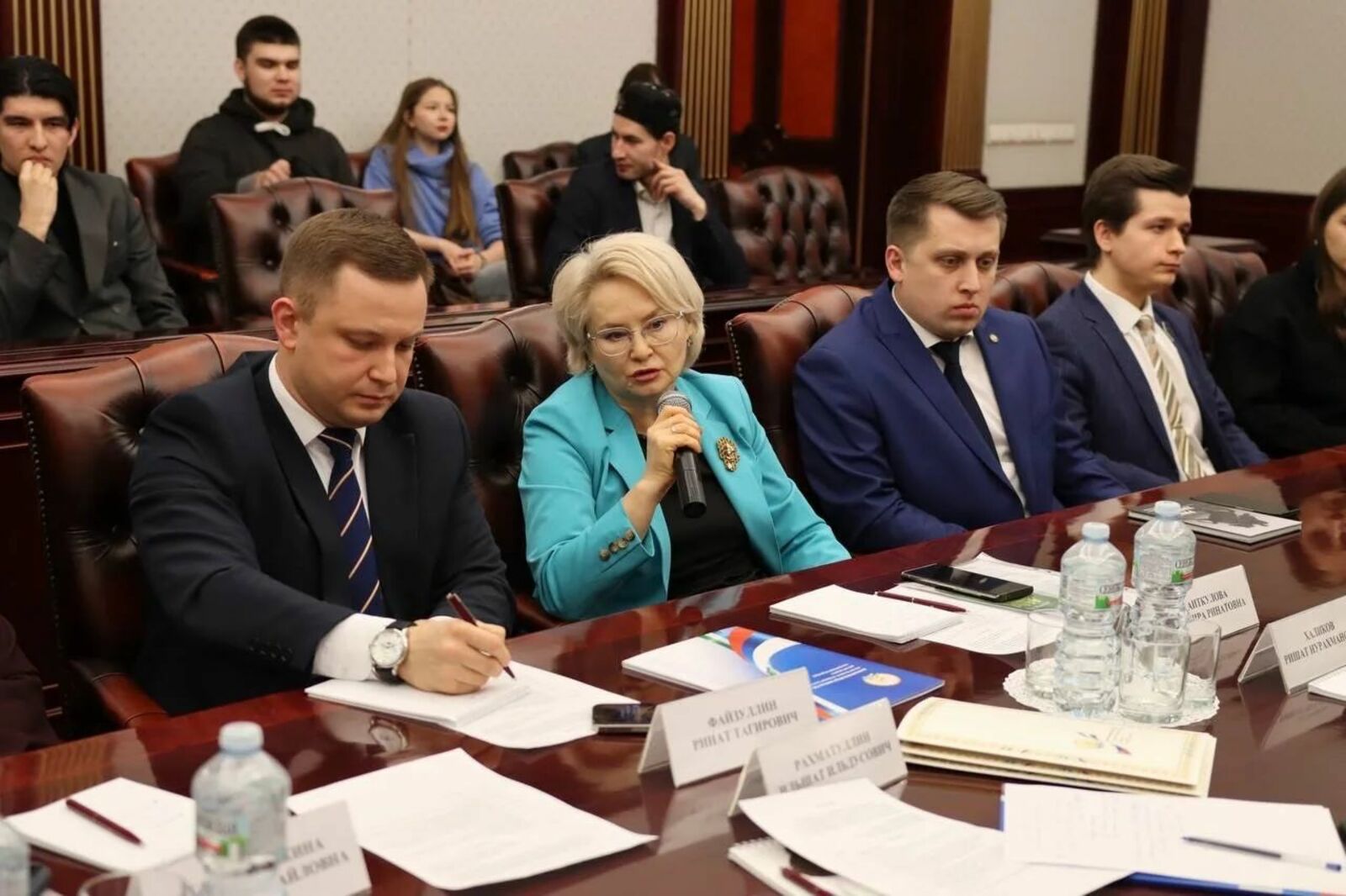 В Москве прошел открытый диалог студентов с ведущими политиками