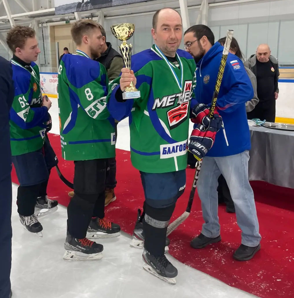 Благовещенский «Метеор» привез серебро из Ишимбая