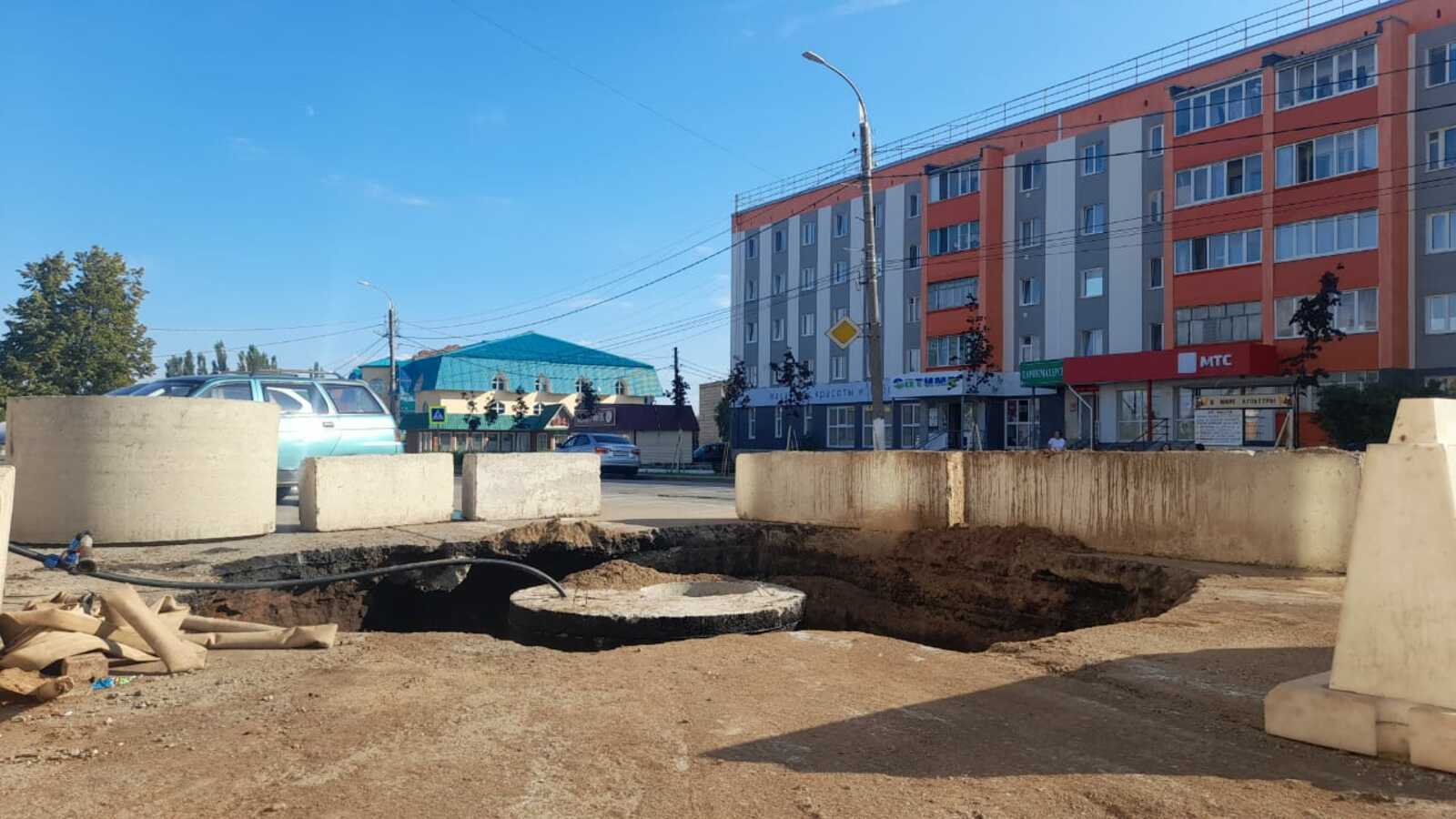 В башкирском Благовещенске продолжается ремонт сетей водоснабжения