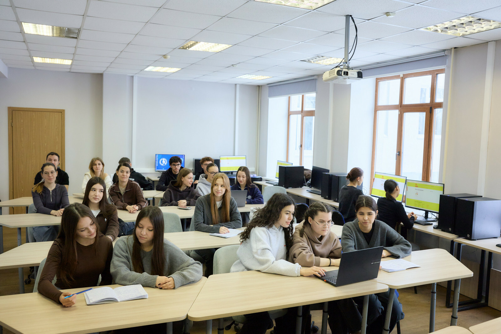 Вуз-резидент кампуса Уфы открыл ИТ-лабораторию на отечественном ПО