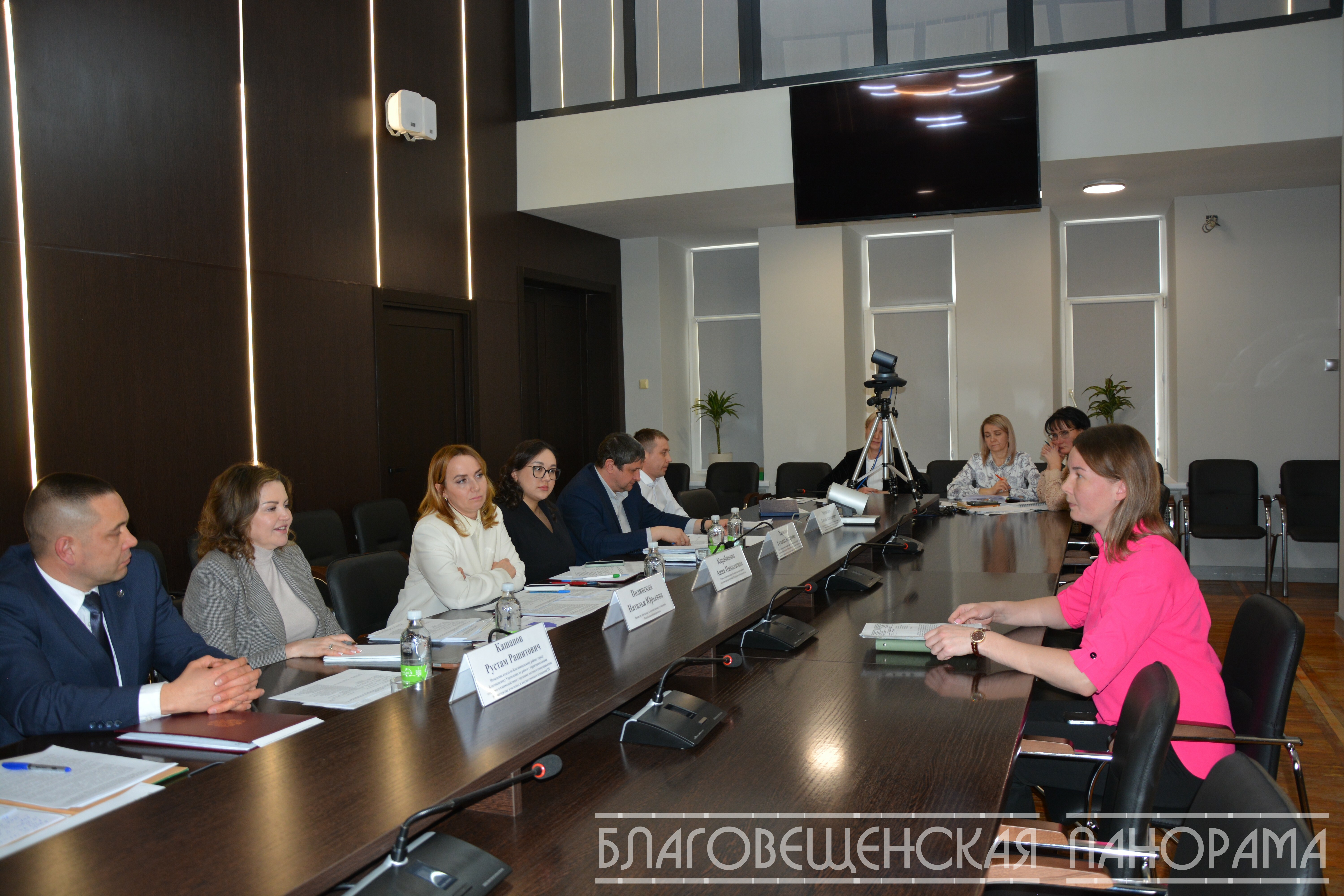 Помощь по земельным вопросам