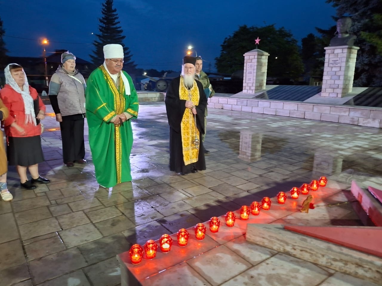 В Благовещенске прошла акция "Твоя вахта памяти"