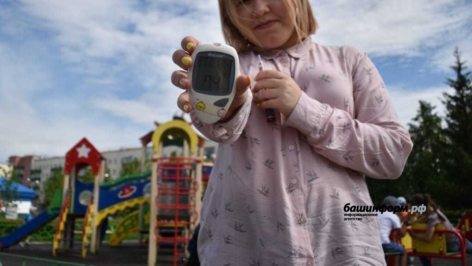 В Башкирии приложения мониторинга сахара могут включить в «белый список»