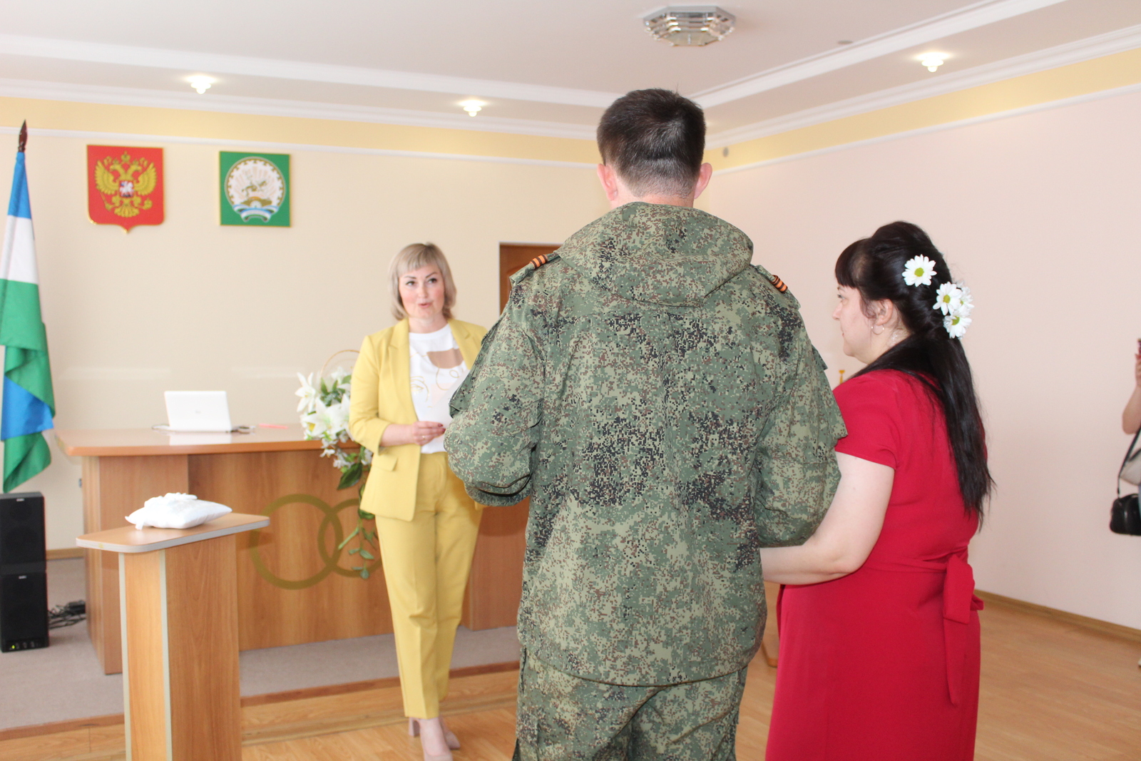 Башкирский боец пообещал сыграть свадьбу в отпуске