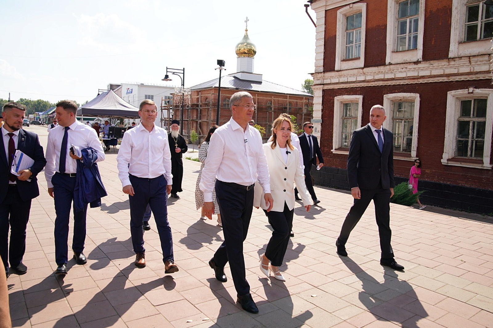 Радий Хабиров ознакомился с общественными пространствами Благовещенска