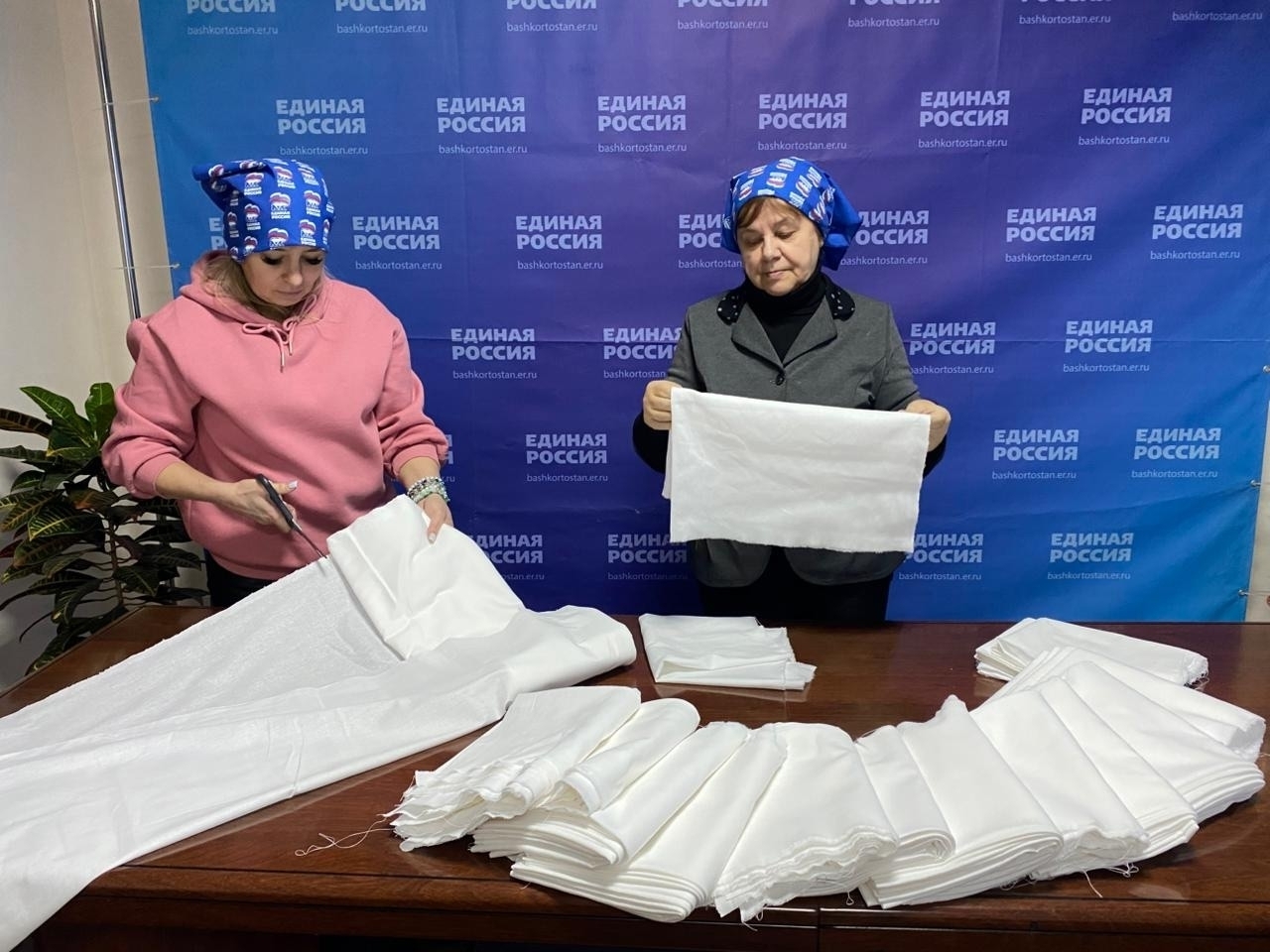 Подушки с материнской любовью