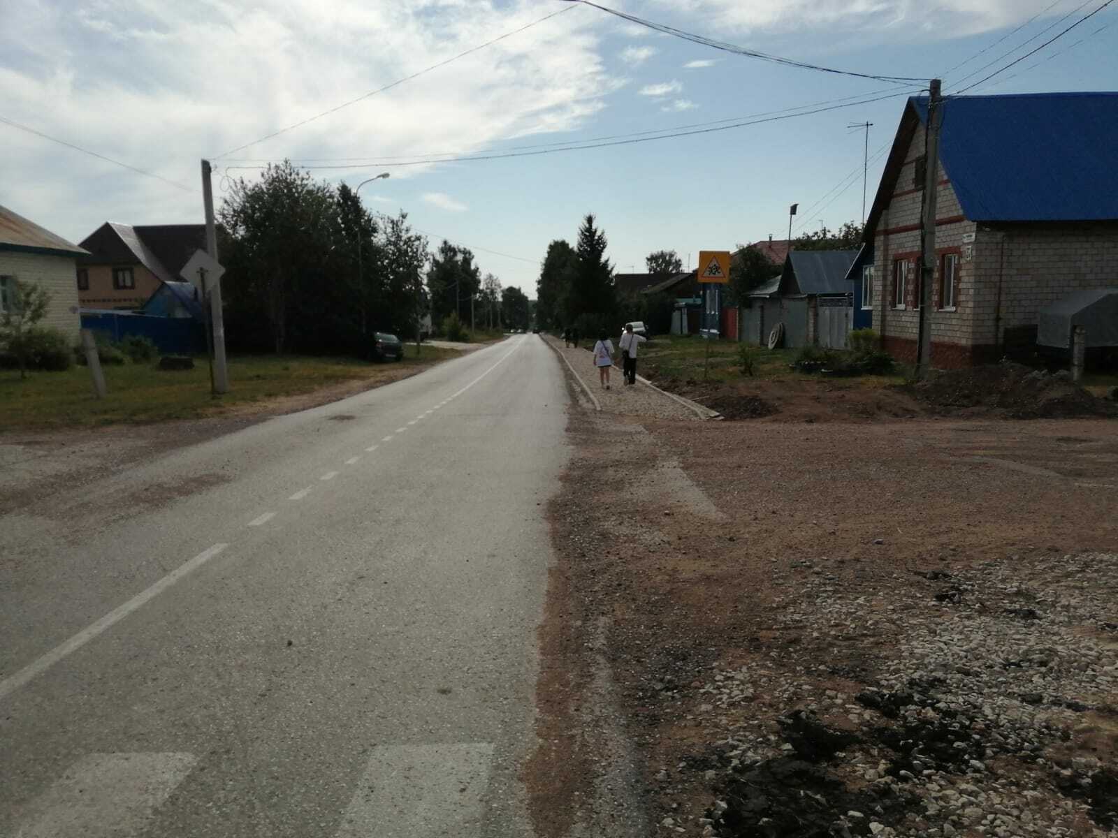 В Башкирии подрядная организация срывает сроки ремонта тротуара