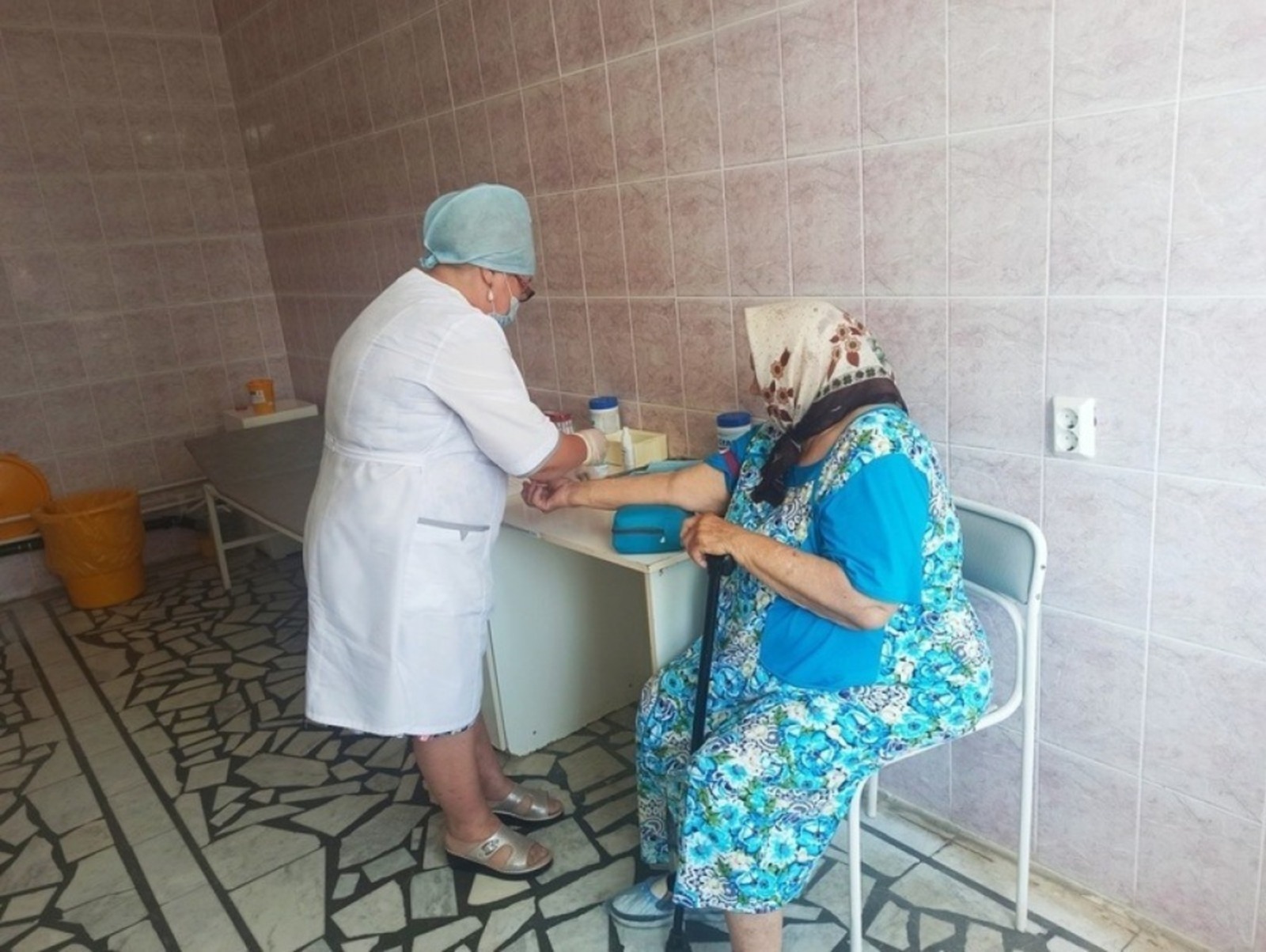 В Башкирии пожилые сельчане имеют возможность бесплатного проезда до больницы и обратно