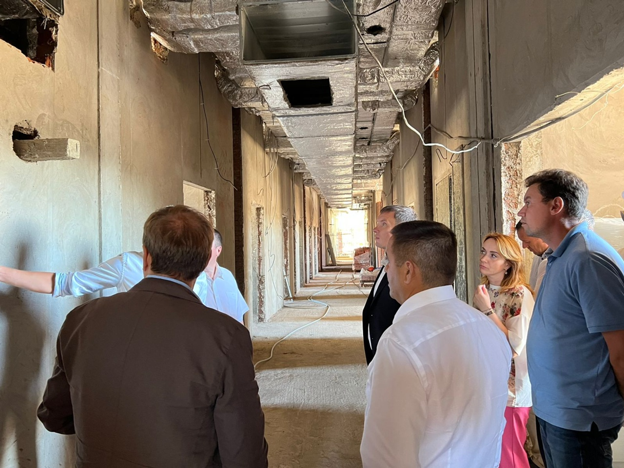 В Благовещенске продолжается строительство детской поликлиники