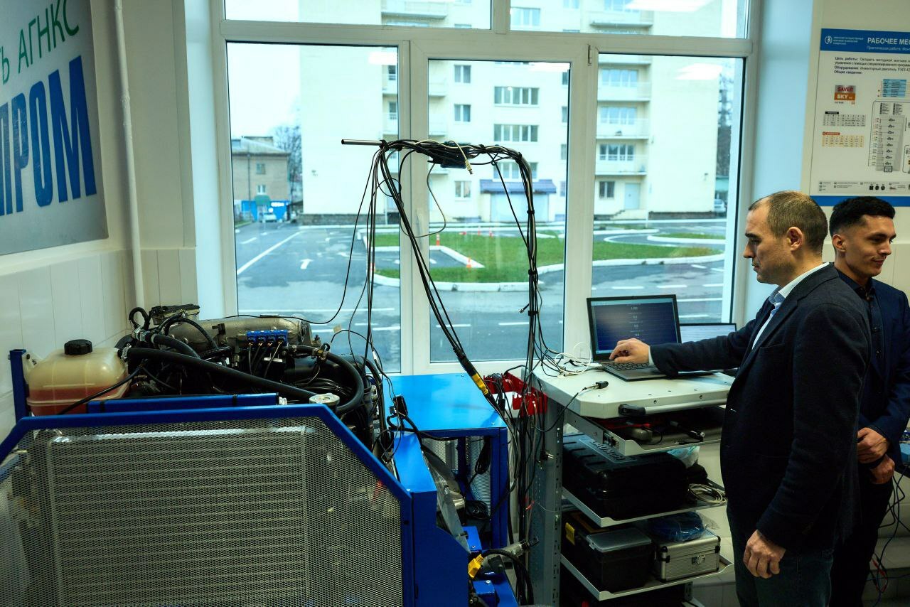Учёные  кампуса Уфы  создают интеллектуальный бортовой регистратор
