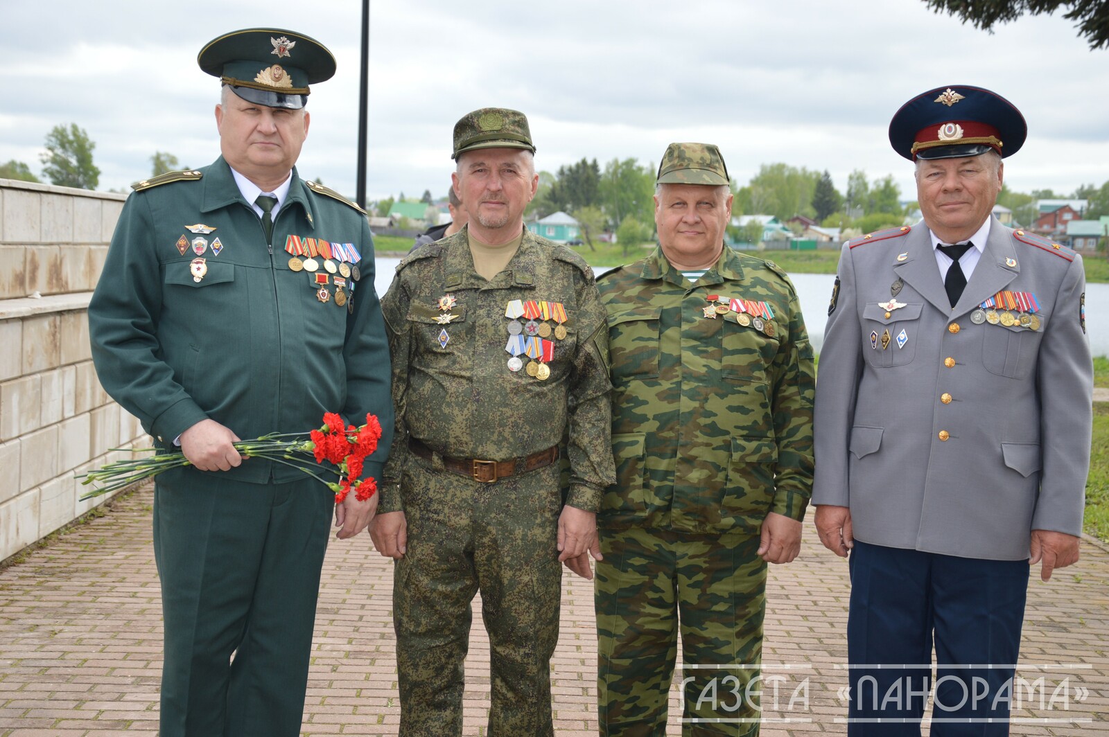 Участники СВО и ветераны боевых действий поздравили с Днём Победы