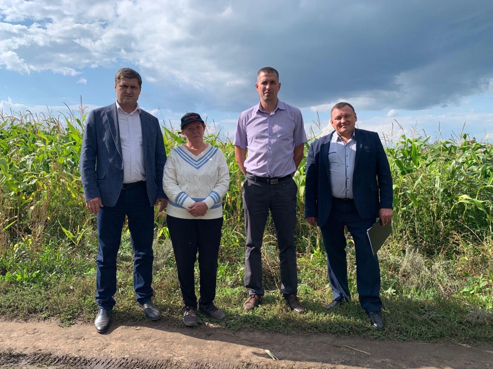 Благовещенский район: погода помогла аграриям, но трудности остаются